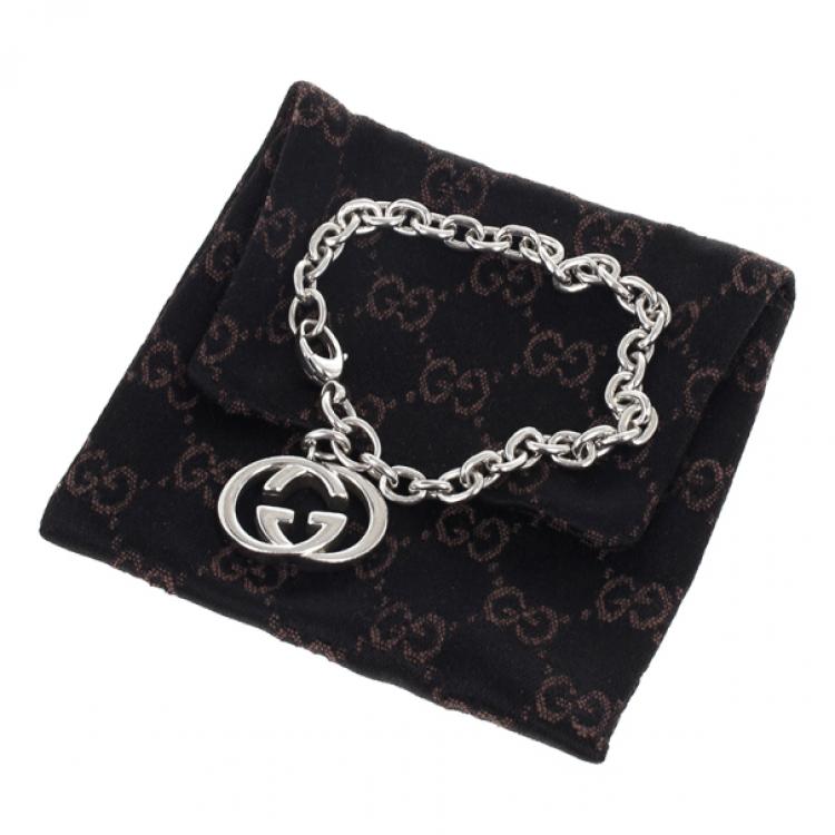 Pre Owned Gucci Interlocking G Charm Silver Bracelet