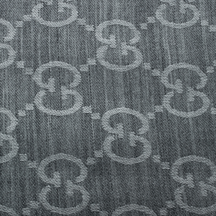 مملوكة مسبقًا Gucci Grey and White Guccissima Jacquard Pattern Wool and Silk Fringed Edge Stole