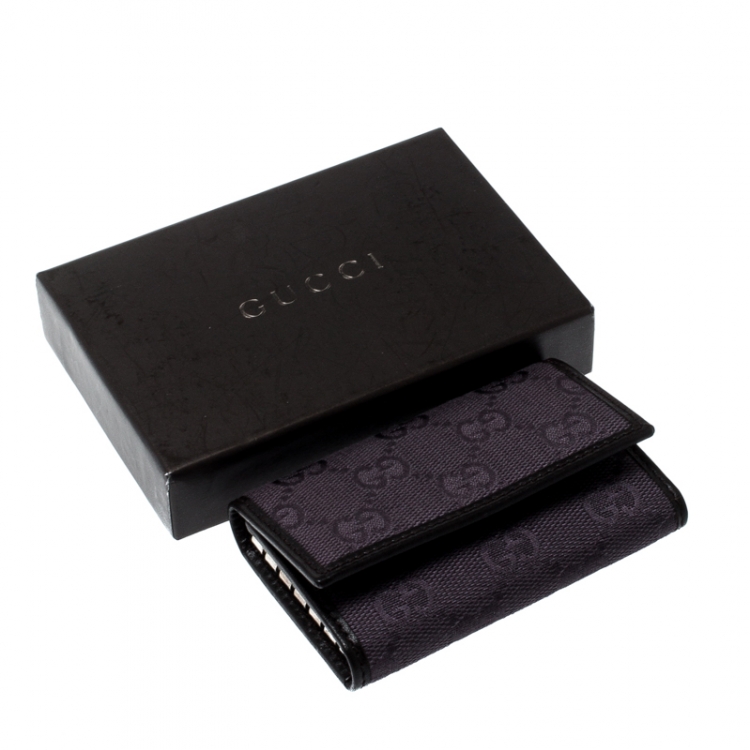 Pre Owned Gucci Lilac/Black GG Canvas and Leather 6 Key Case