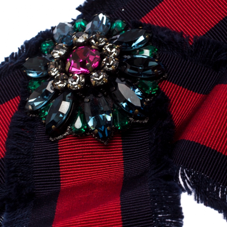 مملوكة مسبقًا Gucci Crystal Blue & Red Web Grosgrain Frayed Bow Brooch 