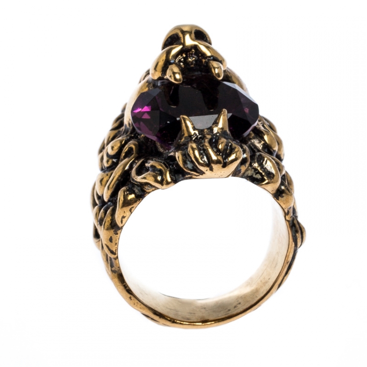 Pre Owned Gucci Aged Gold Finish Lion Head with Crystal Ring Size EU 57