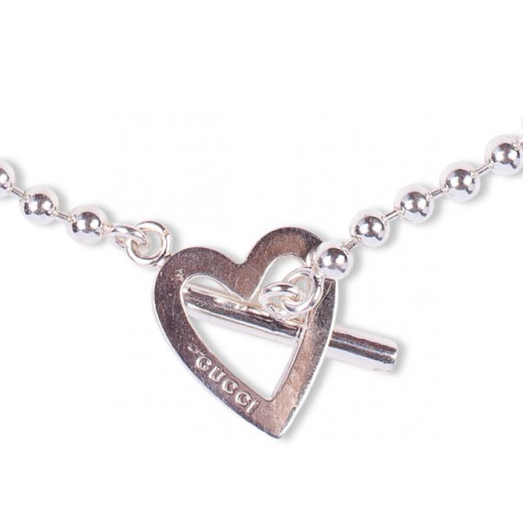 Pre Owned Gucci Heart Motif Toggle Closure Silver Necklace