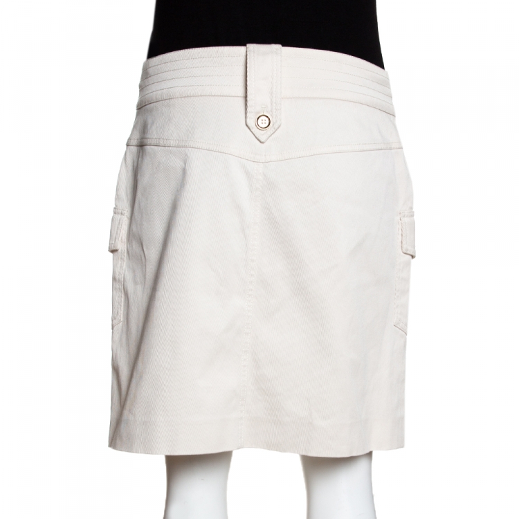 Pre Owned Gucci Ecru Garbadine Navy Badge Embellished Detail Mini Skirt M