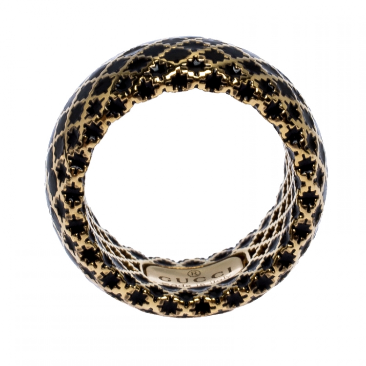 Pre Owned Gucci Diamantissima Black Enamel Yellow Gold Band Ring Size 50.5