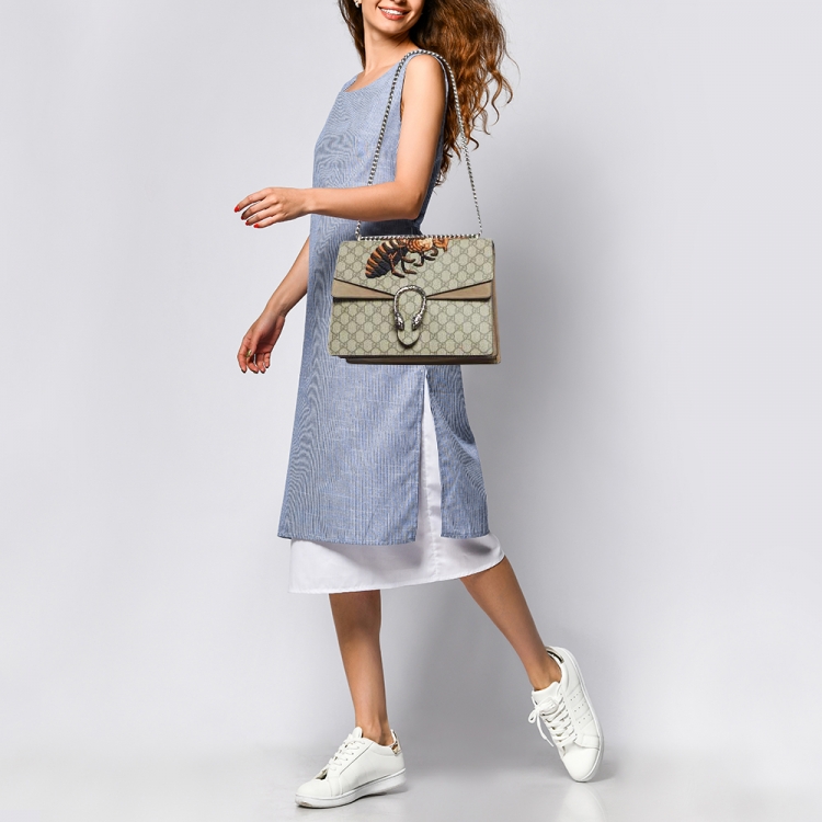 Pre Owned Gucci Beige GG Supreme Canvas and Suede Medium Bee Embroidered Dionysus Shoulder Bag