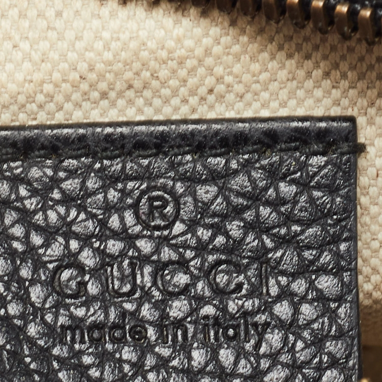 Pre Owned Gucci Black Leather Small Logo Belt Bag