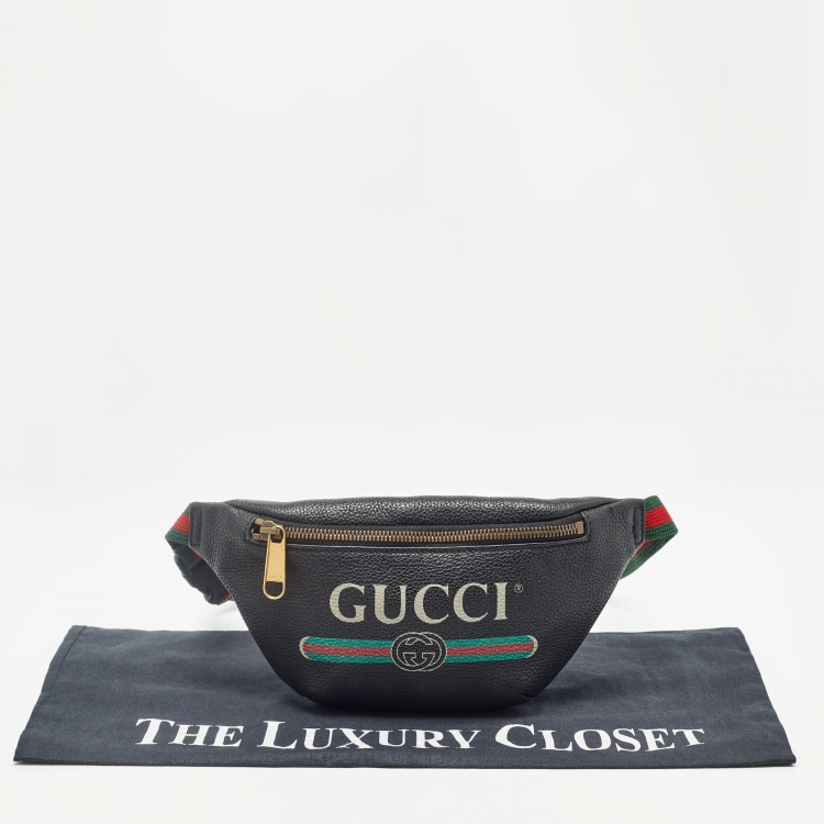 Pre Owned Gucci Black Leather Small Logo Belt Bag