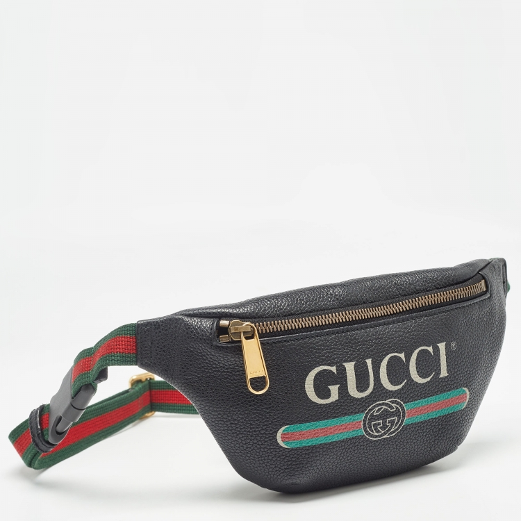 Pre Owned Gucci Black Leather Small Logo Belt Bag