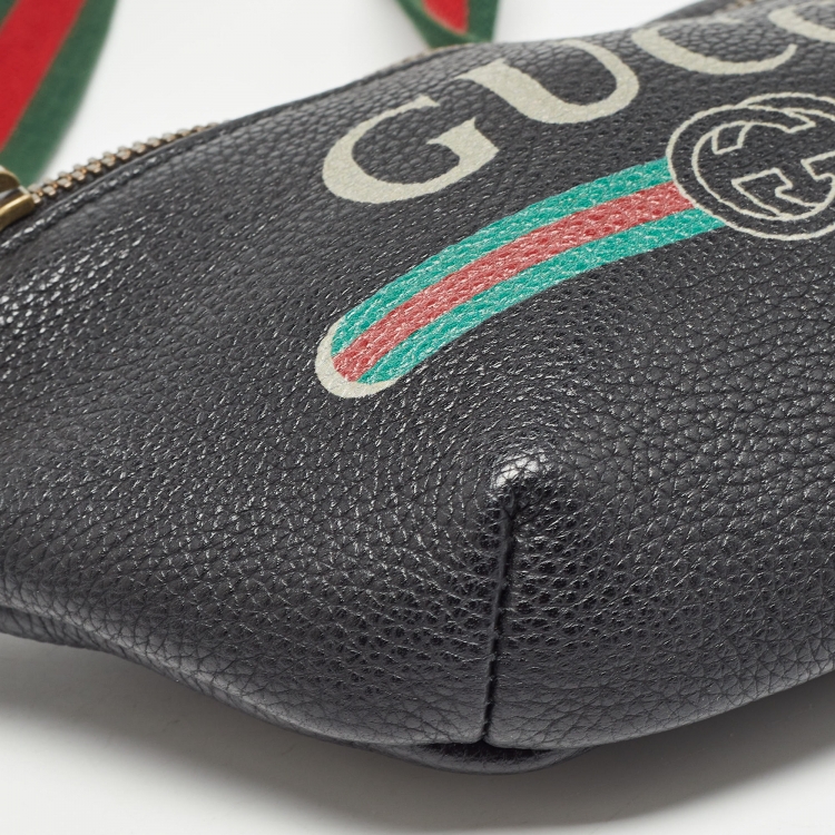 Pre Owned Gucci Black Leather Small Logo Belt Bag