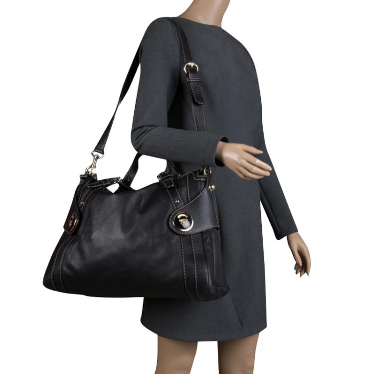 مملوكة مسبقًا Gucci Black Leather Crest Boule Top Handle Bag