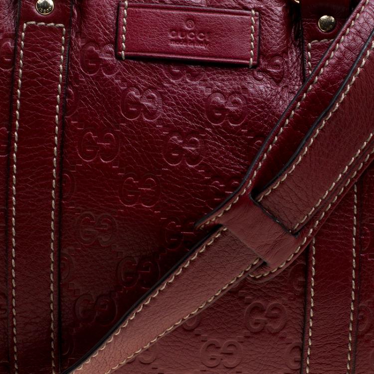 مملوكة مسبقًا Gucci Red Guccissima Leather Duffel Bag