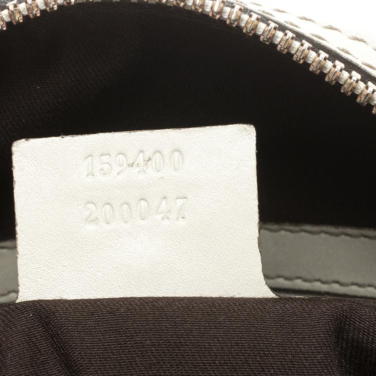 مملوكة مسبقًا Gucci Off White Guccissima Leather Medium Bamboo Boston Bag