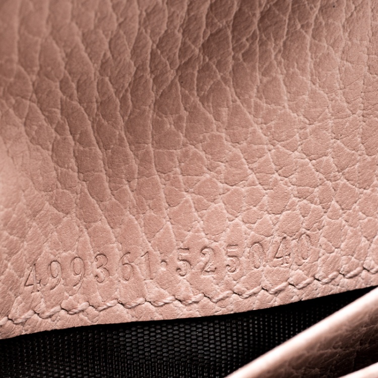 Pre Owned Gucci Blush Pink Leather Butterfly Emmbellished Card Case