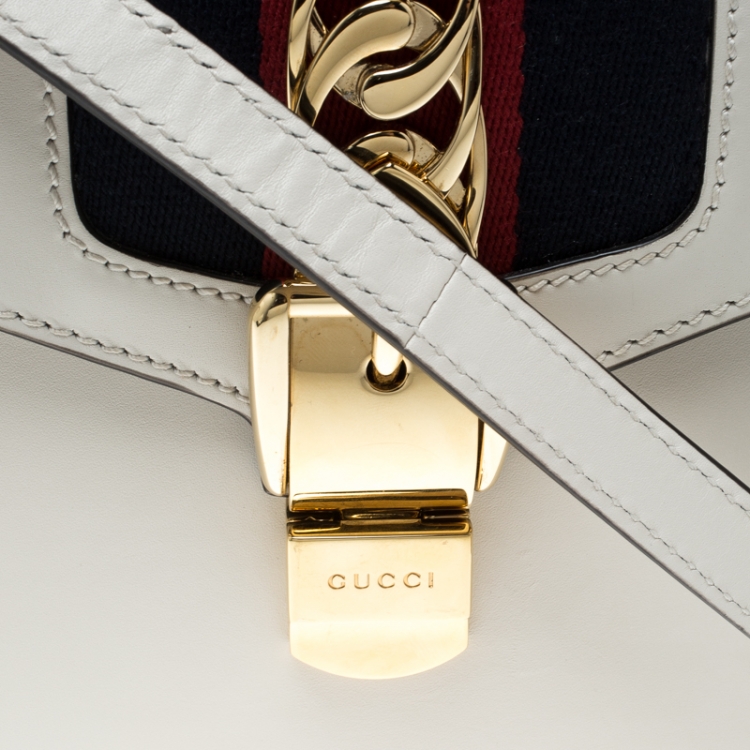 Pre Owned Gucci Off White Leather Mini Sylvie Top Handle Bag 