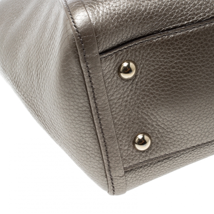 Pre Owned Gucci Metallic Beige Leather Soho Top Handle Bag
