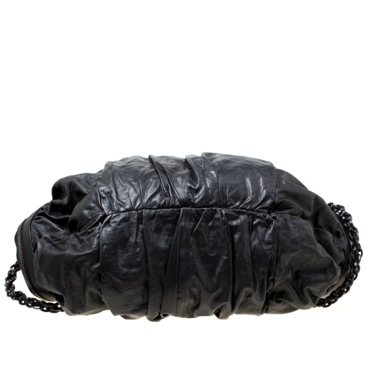 مملوكة مسبقًا Gucci Black Leather Galaxy Top Handle Bag
