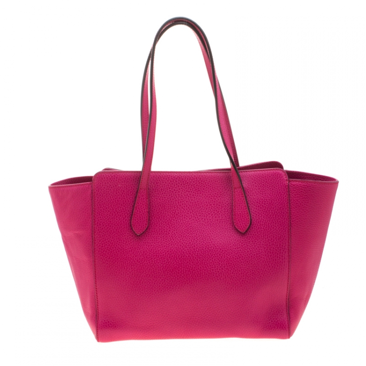 Pre Owned Gucci Magenta Leather Small Swing Tote