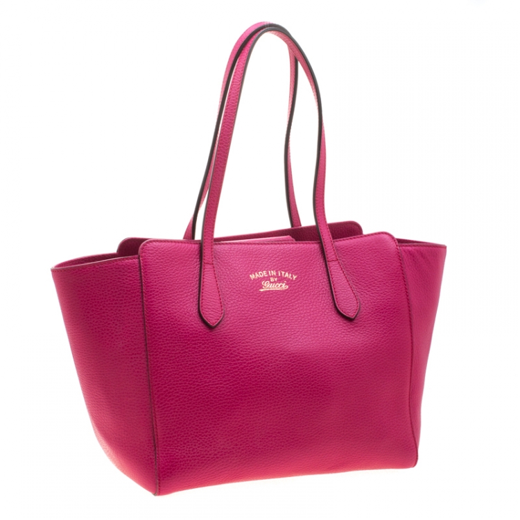 Pre Owned Gucci Magenta Leather Small Swing Tote