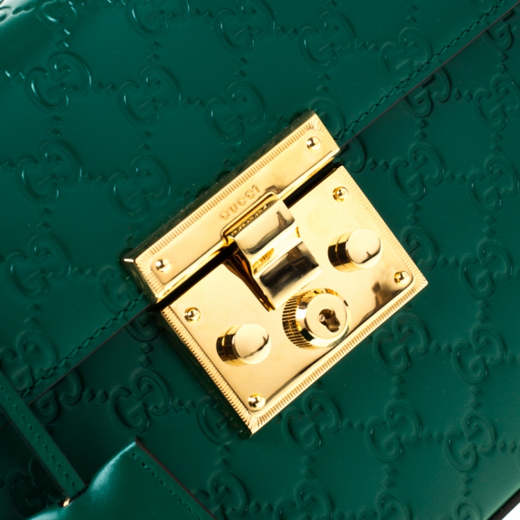 مملوكة مسبقًا Gucci Green Guccissima Leather Small Padlock Top Handle Bag