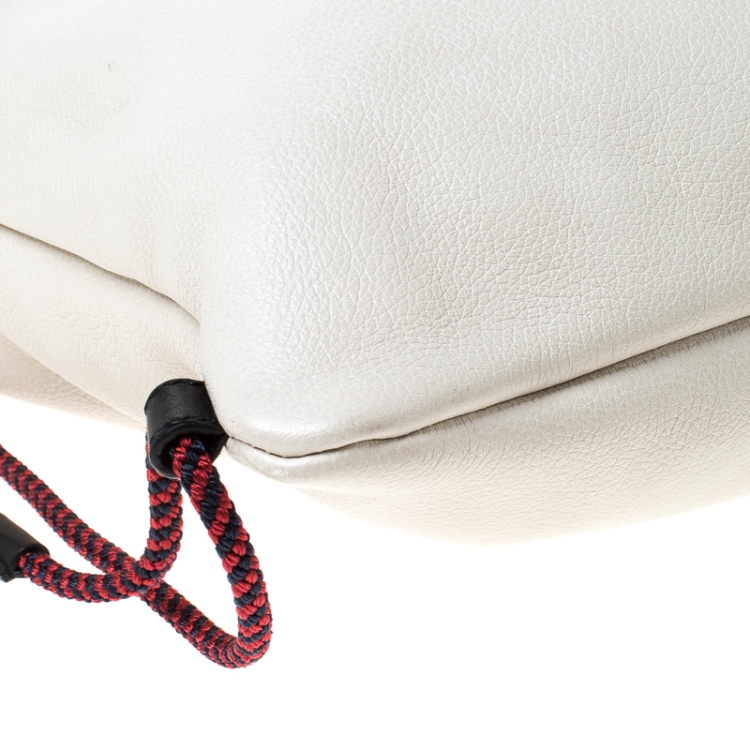 مملوكة مسبقًا Gucci Cream Drawstring Print Leather Backpack