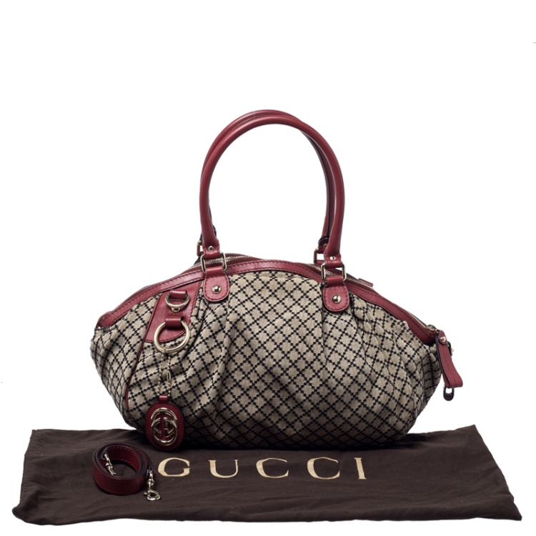 Pre Owned Gucci Beige/Red GG Canvas and Leather Medium Sukey Boston Bag