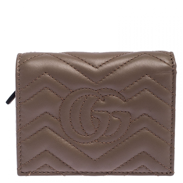 Pre Owned Gucci Dark Beige Matelasse Leather GG Marmont Card Case