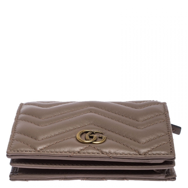 Pre Owned Gucci Dark Beige Matelasse Leather GG Marmont Card Case