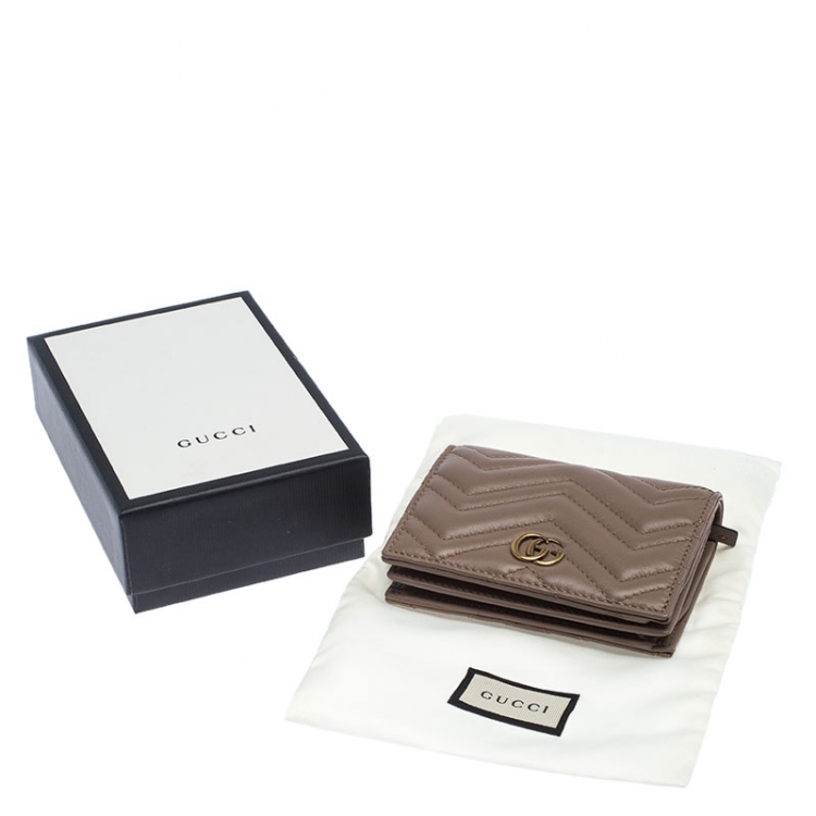 Pre Owned Gucci Dark Beige Matelasse Leather GG Marmont Card Case