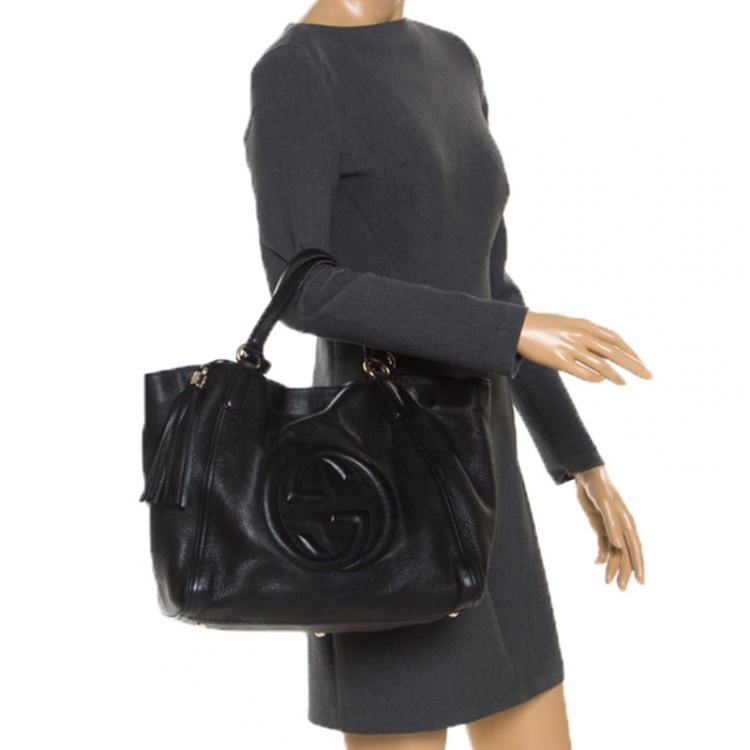 Pre Owned Gucci Black Pebbled Leather Medium Soho Bag