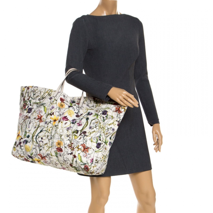 Pre Owned Gucci Multicolor Floral Canvas Large Shopper Tote