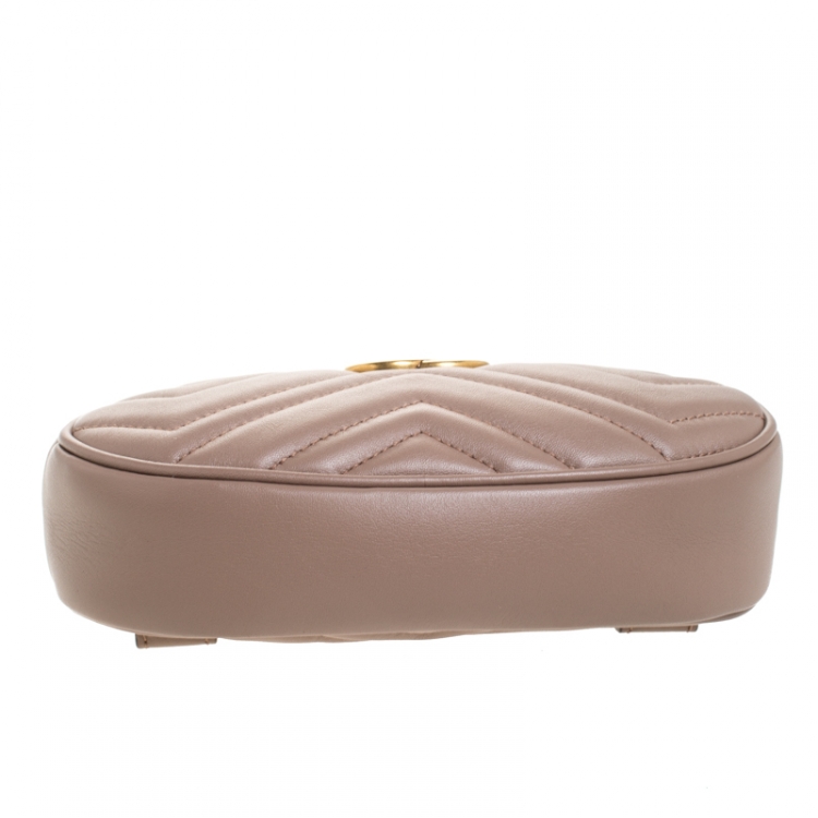 Pre Owned Gucci Beige Matelasse Leather GG Marmont Belt Bag