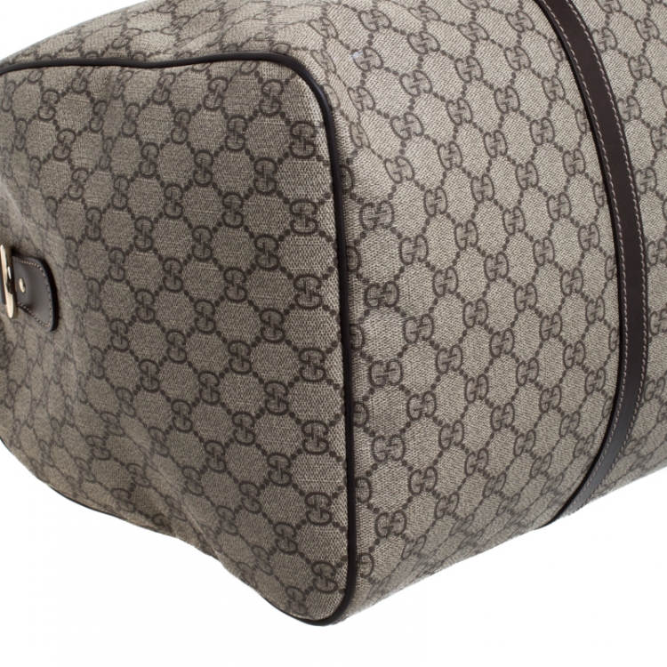مملوكة مسبقًا Gucci Beige/Brown GG Supreme Canvas Duffel Bag