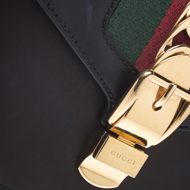 مملوكة مسبقًا Gucci Black Leather Mini Sylvie Top Handle Bag