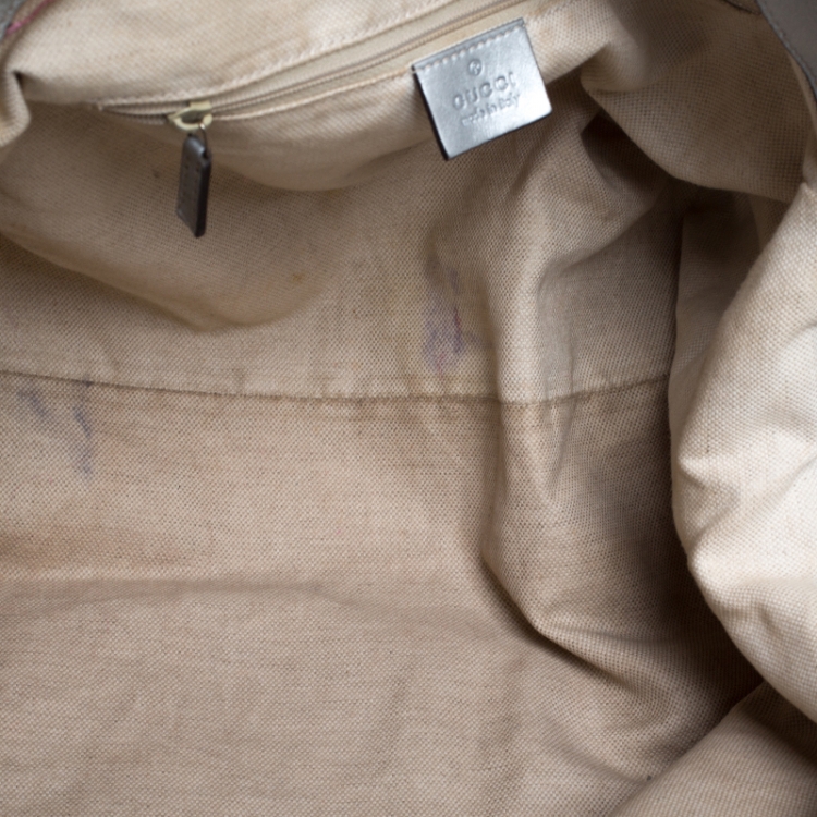 مملوكة مسبقًا Gucci Metallic Silver Guccissima Leather Medium Sukey Boston Bag