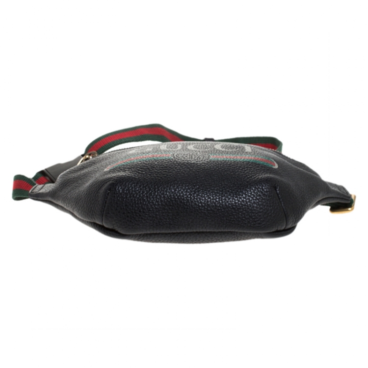 Pre Owned Gucci Black Pebbled Leather Small Logo Web Belt Bag