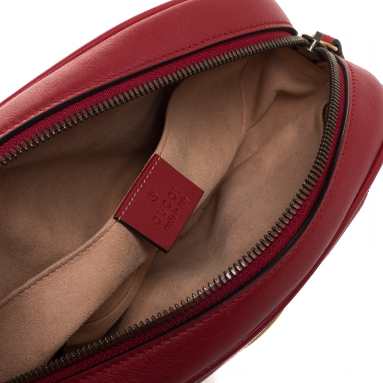 Pre Owned Gucci Red Matelassé Leather GG Marmont Belt Bag