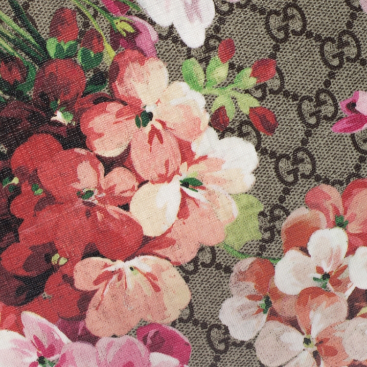 Pre Owned Gucci Maroon GG Supreme Blooms Printed Canvas and Suede Pouch