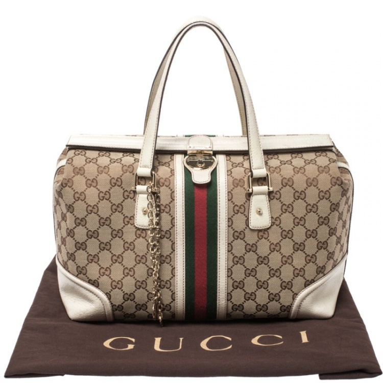 مملوكة مسبقًا Gucci White GG Canvas and Leather Large Web Treasure Boston Bag