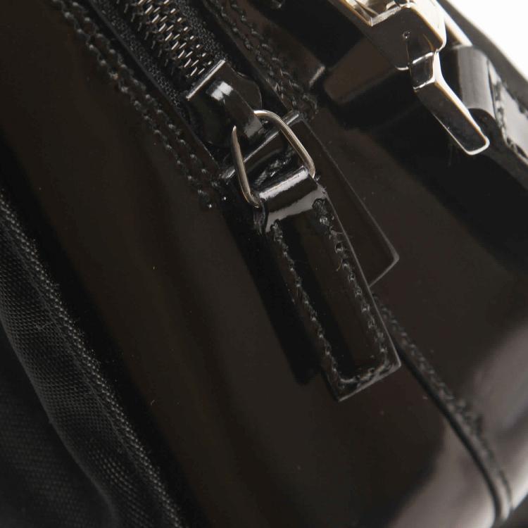 Pre Owned Gucci Black Canvas Bamboo Top Handle Satchel Bag