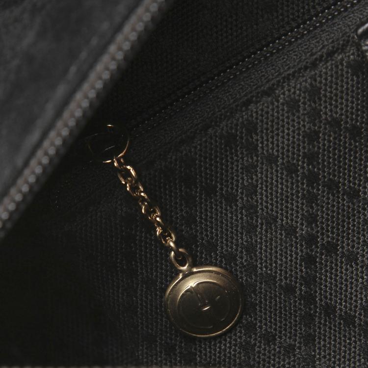 Pre Owned Gucci Black Velvet Bamboo Top Handle Bag
