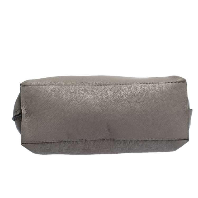 مملو�كة مسبقًا Gucci Grey Leather Large Bamboo Daily Top Handle Bag