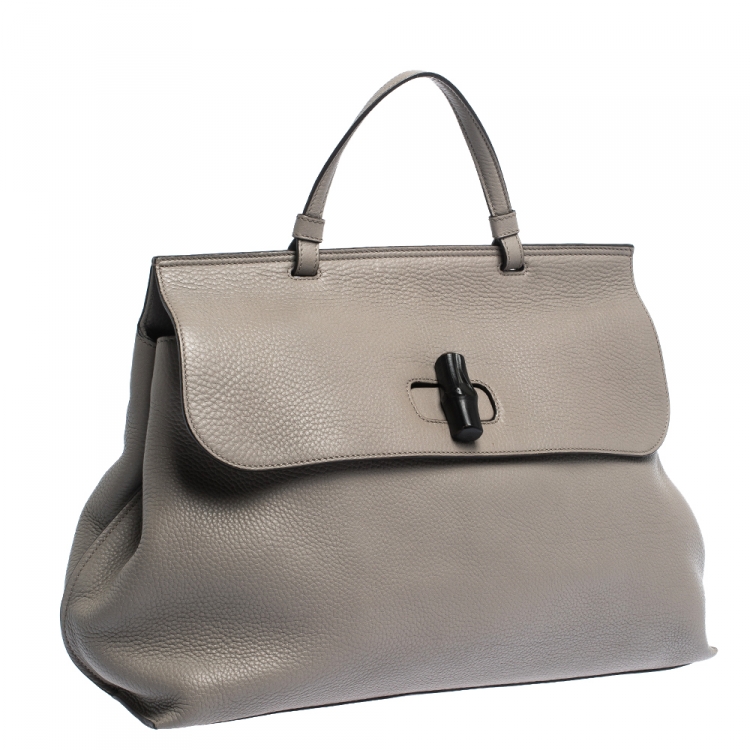 مملوكة مسبقًا Gucci Grey Leather Large Bamboo Daily Top Handle Bag