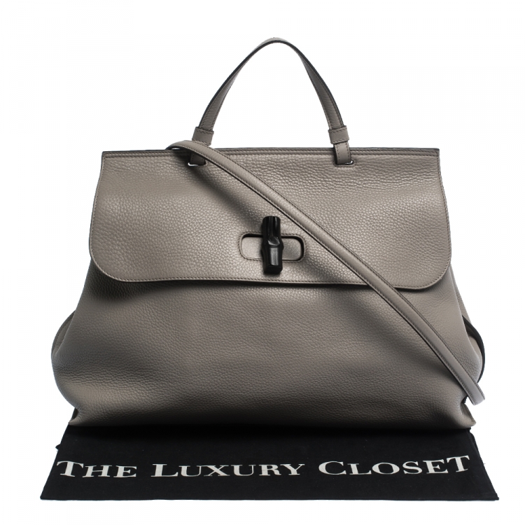 مملوكة مسبقًا Gucci Grey Leather Large Bamboo Daily Top Handle Bag