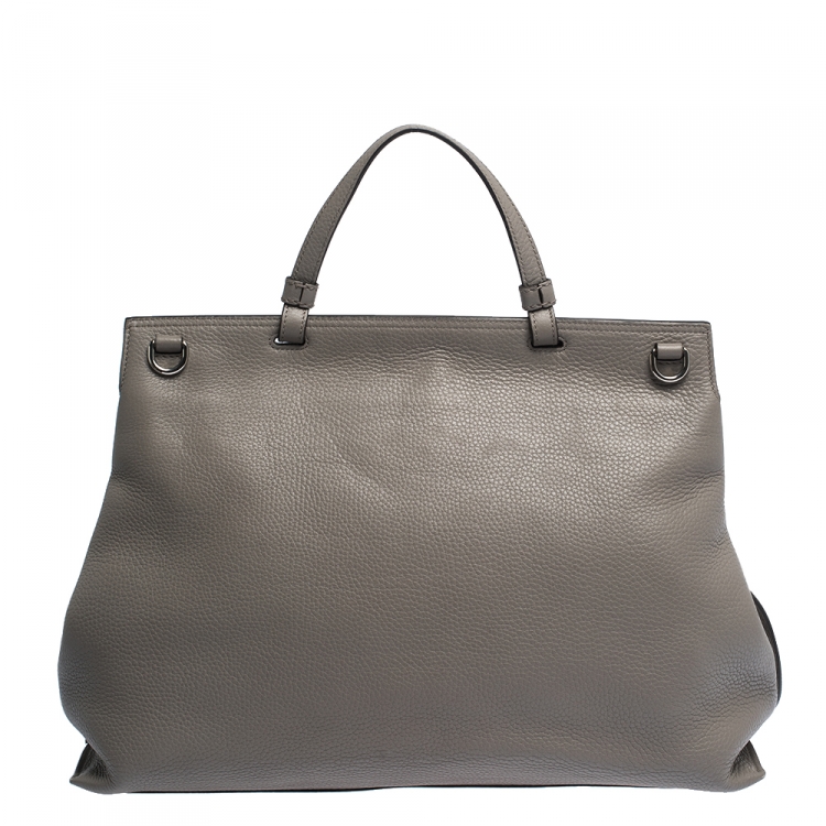 مملوكة مسبقًا Gucci Grey Leather Large Bamboo Daily Top Handle Bag