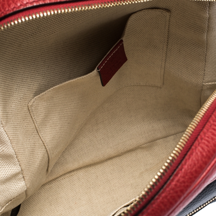 مملوكة مسبقًا Gucci Red/Navy Blue Leather Soho Chain Backpack