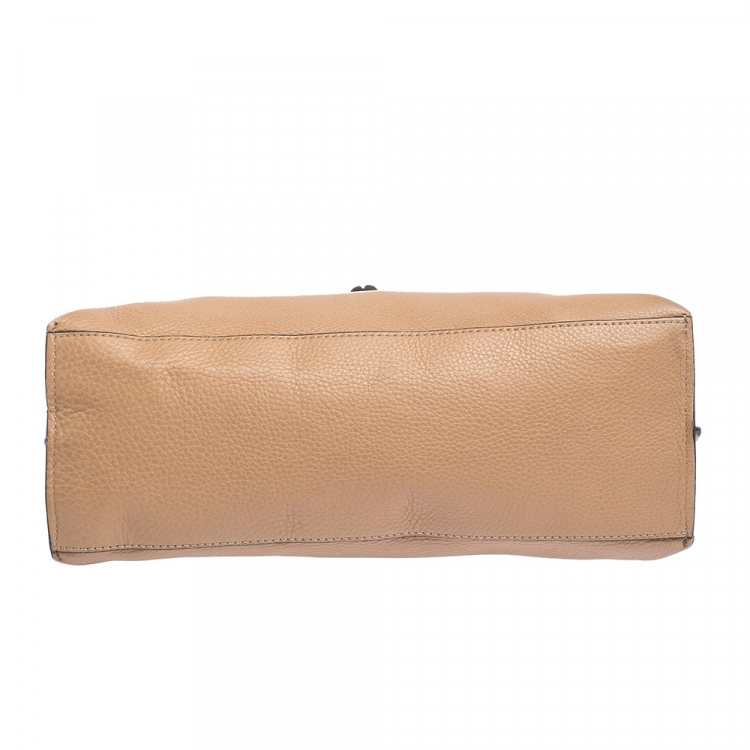مملوكة مسبقًا Gucci Tan Leather Medium Bamboo Daily Top Handle Bag