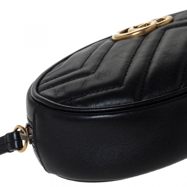 Pre Owned Gucci Black Matelasse Leather GG Marmont Belt Bag