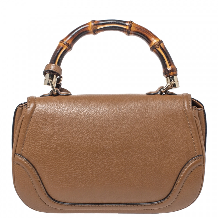 مملوكة مسبقًا Gucci Tan Leather Medium Tassel Bamboo Top Handle Bag