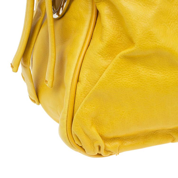 Pre Owned Gucci Yellow Leather Hysteria Top Handle Bag