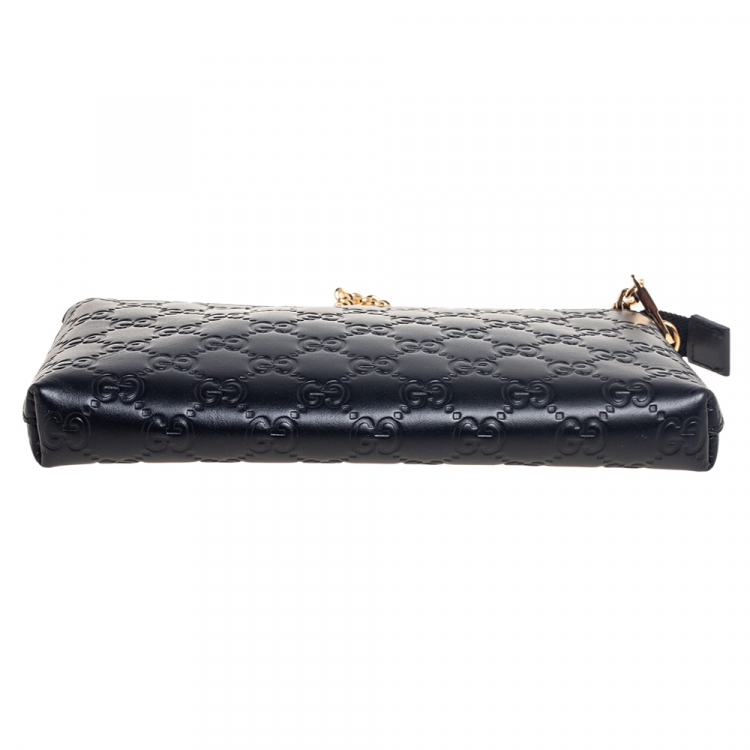 مملوكة مسبقًا Gucci Black Guccissima Leather Wristlet Zip Chain Clutch